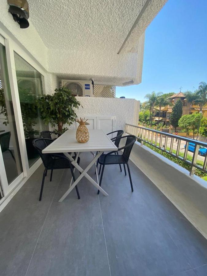 Roy Boston Marbella By Florentia Homes Exterior photo